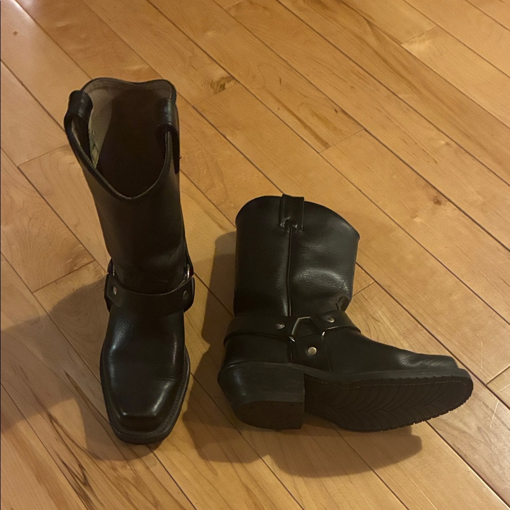 Black Leather Canada West Boots